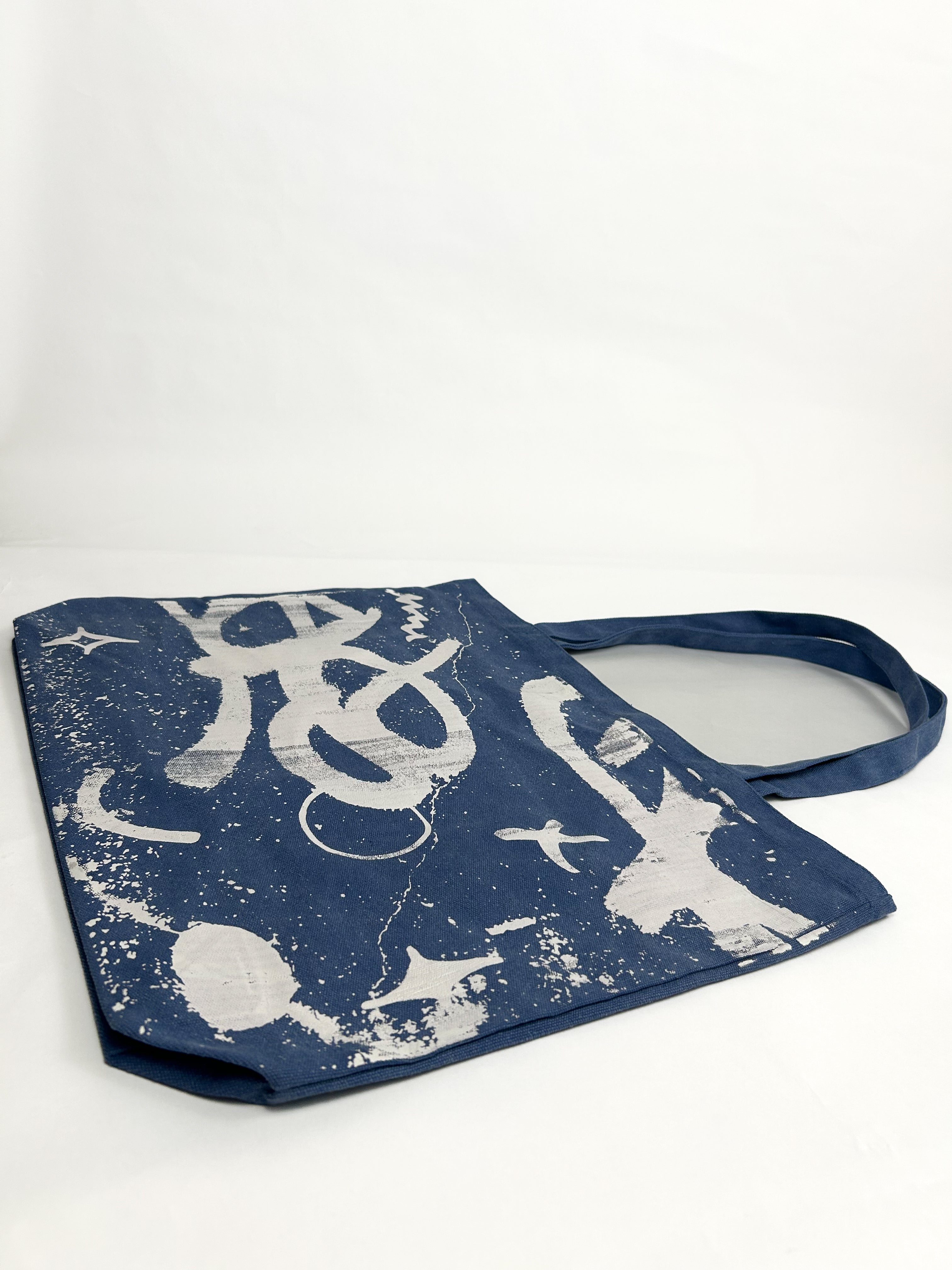 Legendary Jumbo Tote